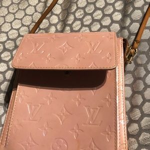 COPY - Louis Vuitton Vern is patent leather in pi…